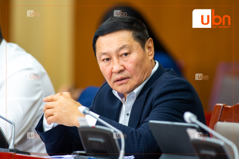 “Н.Алтанхуягийг 3 удаа цагаатгасан ч өнөөдөр дахиад шүүж байгаа нь Ерөнхийлөгчид өрсөлдөх гэж буйтай нь холбоотой“