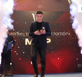 ФОТО: “Би Си Эйч Найтс“ багийн О.Эрдэнэцогт улирлын үнэ цэнтэй тоглогчоор шалгарлаа