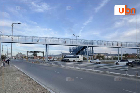 Таван шарын нүхэн гарцаар цагт ойролцоогоор 1800 машин нэвтэрч байна