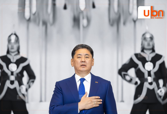 ТАНИЛЦ: Ерөнхийлөгчийн санаачилсан гишүүдийг эгүүлэн татах хуулийн АНХААРАЛ ТАТСАН заалтууд