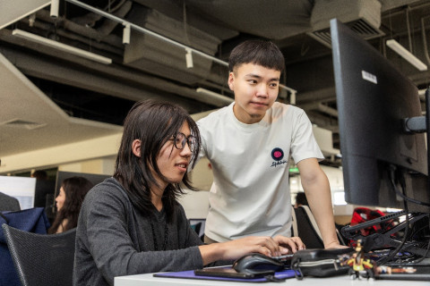 Монгол инженерүүд ноцтой кибер эрсдэлийг илрүүлж, зогсоолоо