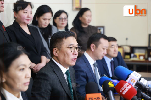 Б.Батбаатар: ИЗНН-аас хэн нэгнийг өөрсдийн дураар хасах эрх хэнд ч байхгүй