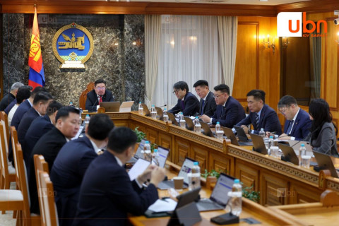 Засгийн газар хуралдана