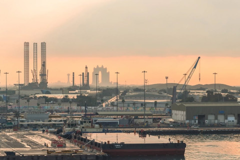 АНЭУ-ын газрын тос боловсруулах үйлдвэр халдлагад өртжээ