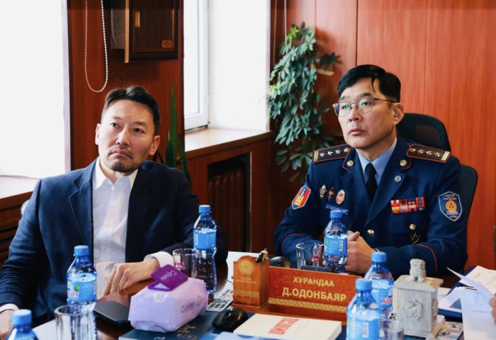 Шадар сайд Х.Ганхуяг Өвөрхангай аймгийн Онцгой байдлын газарт ажиллалаа