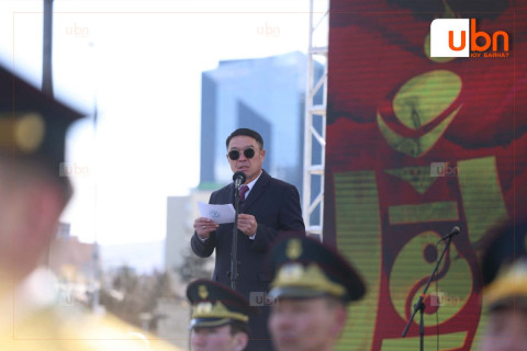 Орчин цагийн зэвсэгт хүчний 105 жилийн ойд зориулсан зэвсэг, техникийн үзэсгэлэн Сүхбаатарын талбайд дэлгэгдлээ