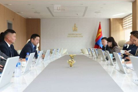 Монгол Улсын эдийн засагт УБТЗ-ын оруулж байгаа хувь нэмрийг  өсгөх талаар ярилцлаа