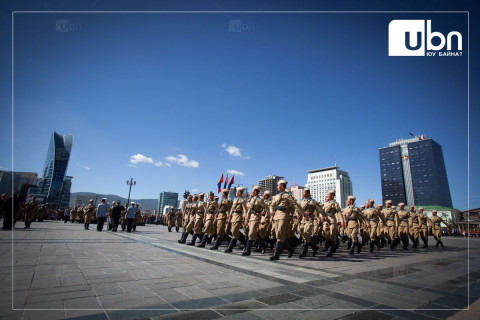 Монгол цэргийн өдөр тохиож байна