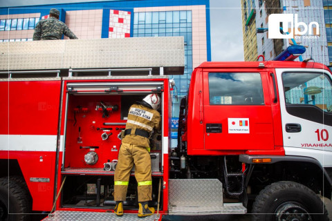 Онцгой байдлын алба хаагчдад олгодог мөнгөн урамшууллыг 15-105 хувиар нэмэгдүүллээ