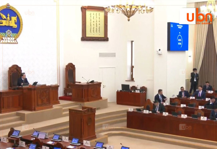 ЧУУЛГАНЫ ТАНХИМААС: Чуулганы ирц 40.5 хувьтай байгаагаас сайд нарыг чөлөөлж, томилох асуудлыг хэлэлцэж ЭХЛЭЭГҮЙ байна