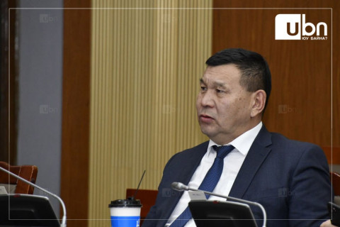 Ж.Батжаргал: Шалтгаангүй чуулганд ирээгүй бүлгийнхээ гишүүд рүү ярьж байна