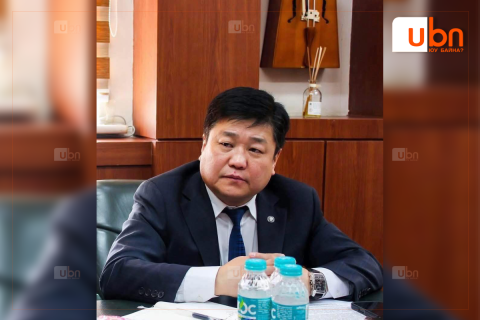 Албан өрөөндөө архидан согтууурсан дарга нарыг ажлаас нь халж, цагдаагийн байгууллагаас хэрэг үүсгэн шалгаж байна