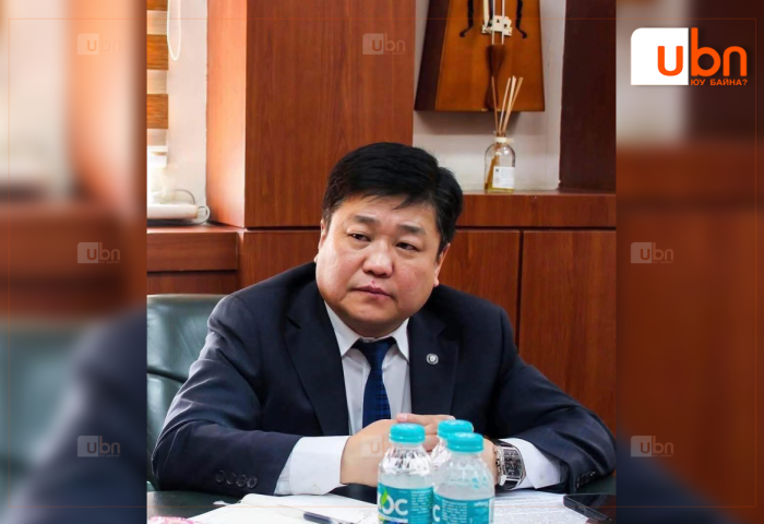 Албан өрөөндөө архидан согтуурсан дарга нарыг ажлаас нь халж, цагдаагийн байгууллагаас хэрэг үүсгэн шалгаж байна