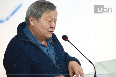 SOCIAL POP: Б.Баабар Х.Булгантуяад “УИХ-аас өөрийн хүсэлтээр бус хөөгдөөд гарах хэрэгтэй“ гэж зөвлөв