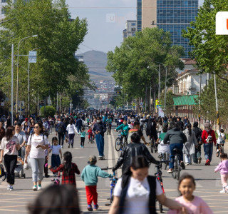 АМРАХ АГШИН: Амьдрал гэж аз жаргалтай дурсамжуудын хэлхээс...