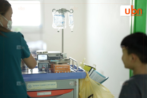 ХӨНДӨХ СЭДЭВ: Бага насны хүүхдээ ганцааранг нь эмнэлэгт хэвтүүлж, “хаячхаад“, эргэлтээр ч ирдэггүй эцэг эхчүүд ХҮҮХДИЙН ЭРХ ЗӨРЧИЖ БАЙНА