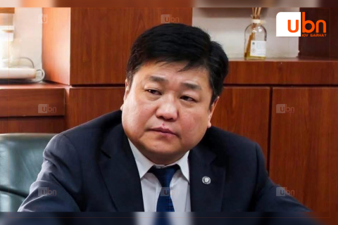 Ажлын байрандаа архидан согтуурсан албан тушаалтнуудыг 10 хоног баривчилж, 20 цагийн сургалтад хамруулахаар боллоо