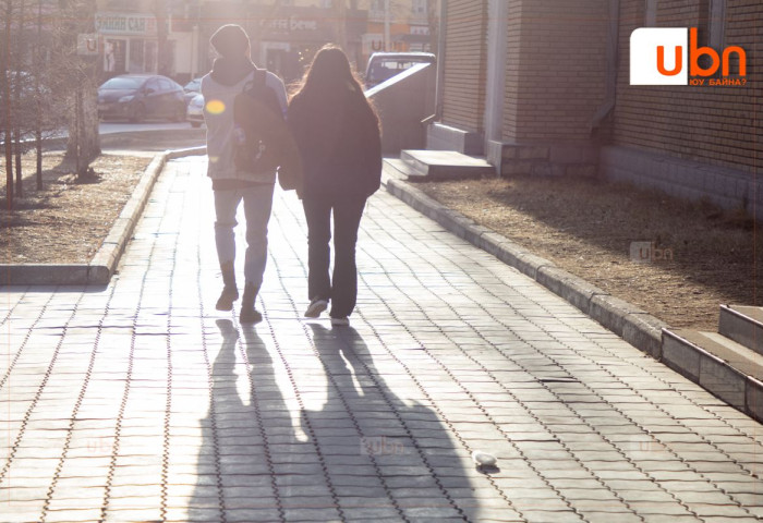 ӨГЛӨӨНИЙ МЭНД: Улаанбаатарт 8 хэм дулаан