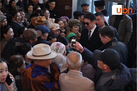 Ерөнхийлөгч У.Хүрэлсүх Говь-Алтай аймагт ажиллаж байна