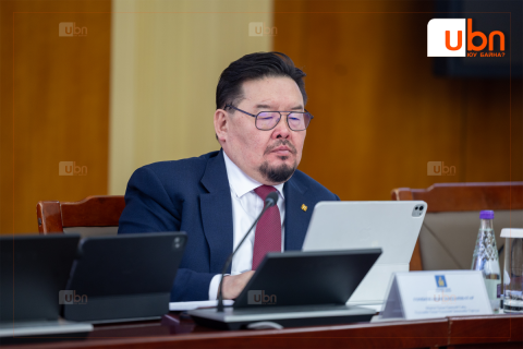 Ерөнхий сайд Г.Занданшатар МАН-ын бүлгийн хуралд оролцохоор орлоо