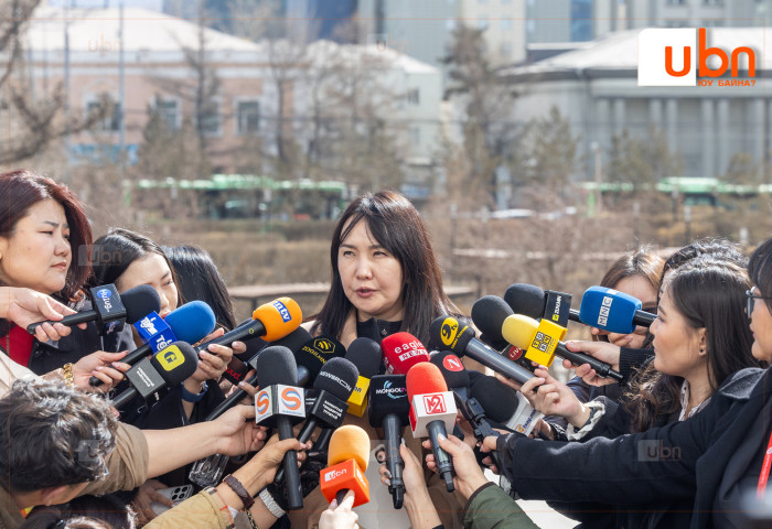 Ч.Ундрам: УИХ-ын дарга Н.Учрал УИХ дээр намын дарга шиг загнасан зүйл байхгүй. Шийдэх асуудал олон байгаа учраас төрийн ажлыг явуулах хэрэгтэй