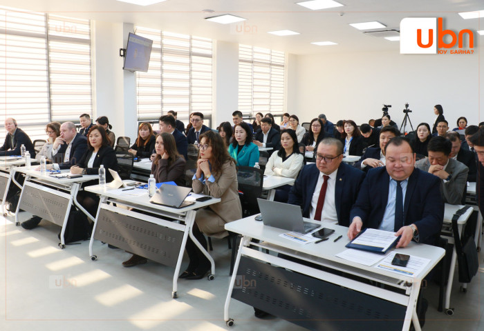 Өсвөр насны хүүхэд холбогдсон эрүүгийн хэргийг хянан шийдвэрлэх тогтолцоог боловсронгуй болгох асуудлыг хэлэлцэв