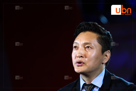 Т.Бархүү: Дурлалт залуу, эерэг дүрийн санал ирдэг байсан нь өөрчлөгдөөд эсрэг талын дүр их ирдэг болсон. Миний настай холбоотой байх