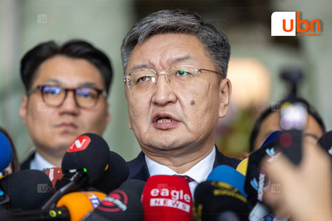 Я.Содбаатар: Ерөнхий сайдын чөлөөлөгдөх өргөдлийг УЗ хүлээн авсан. Удахгүй МАН-ын бүлэг, УИХ-ын чуулган хуралдаж, өргөдлийг хэлэлцэнэ