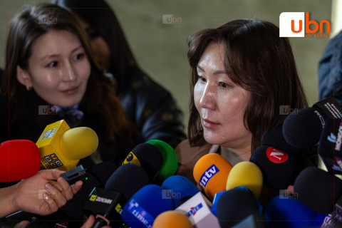 М.Оюунчимэг: Ерөнхий сайдын өргөдлийг УЗ хүлээж авсан. Намаас дэлгэрэнгүй мэдээлэл өгнө