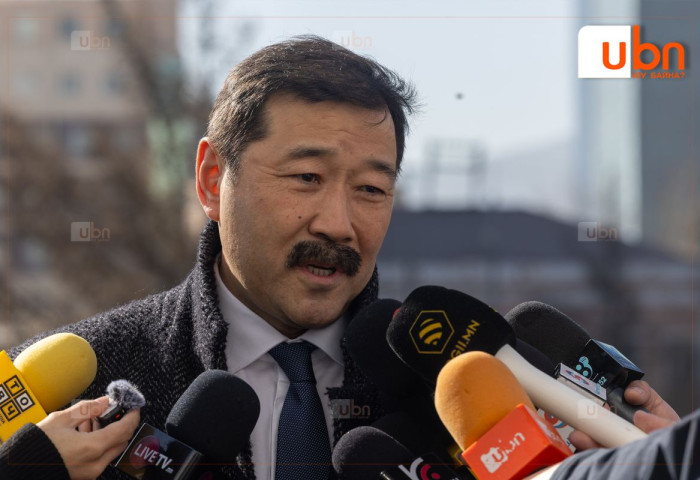 Ж.Бат-Эрдэнэ: Н.Учрал эрх баригч намын даргын хувьд хэн нэгний ард нуугдахгүйгээр ард түмний өмнө хариуцлагаа хүлээсэн шиг хүлээгээд явах ёсто