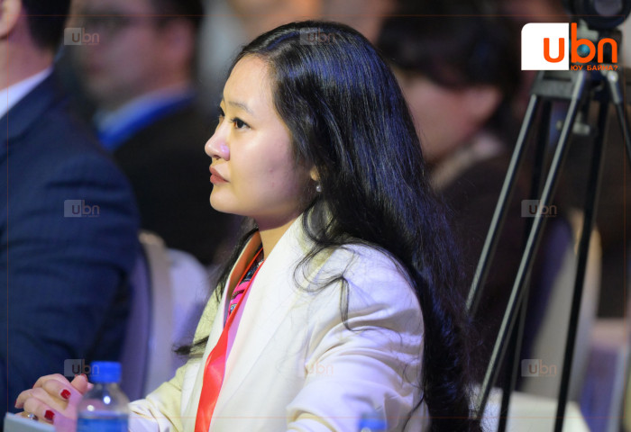 “Эрүүл мэндийн салбарын удирдах ажилтны зөвлөгөөн” болж байна