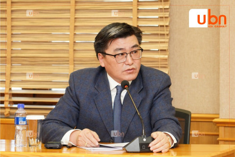 Улаанбаатар хотыг 14 хот болгон хуваах хуулийг энэ онд хэрэгжүүлж эхлэх боломжгүй гэж ҮЗЖЭЭ