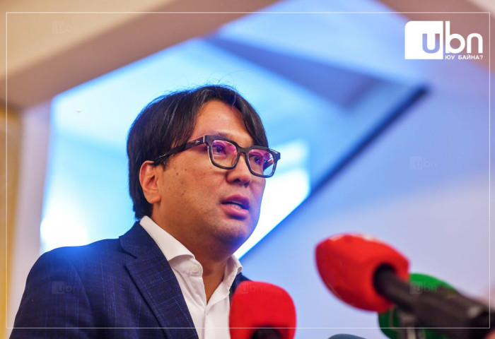 “Дэлхий ертөнц бужигнаж байхад иргэддээ таалагдана гээд цомхон ЗГ байгуулъя гэж ярих нь зөв шийдвэр биш“