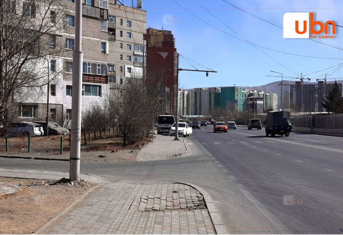 Явган хүний зам дээр байршуулсан гэрэлтүүлгийн 1000 шонг шилжүүлэв