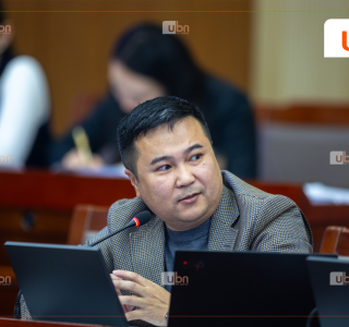 П.Сайнзориг: Намайг эзгүй байхад гэрт маань очоод хаалга нүдэж, гэр бүлийнхнийг минь айлгаж байна