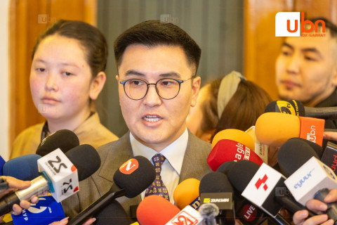 Ч.Лодойсамбуу: Манай намын зарим наймаачид дараагийн наймаагаа хийх гэж байна