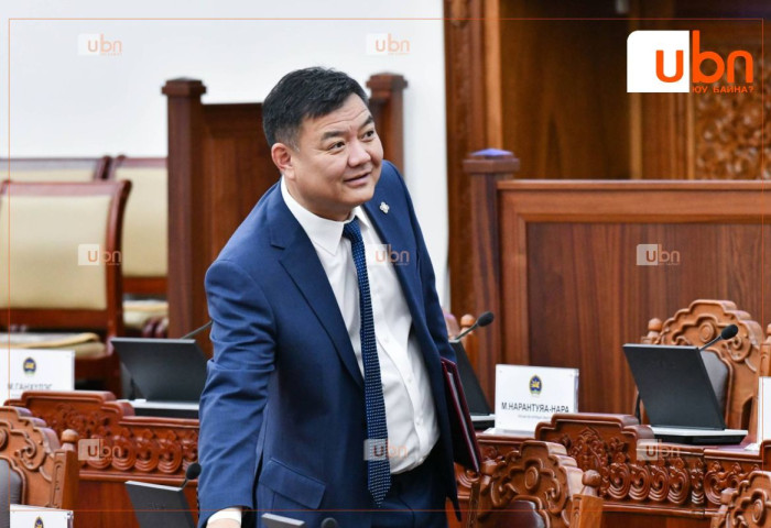 Р.Батболд: Манай нам даргагүй байгаа