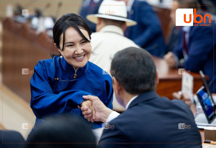 Ч.Ундрам: Би эрүүл мэндийн шалтгаантай тул сайдаар үргэлжлүүлэн ажиллах боломжгүй гэдгээ илэрхийлсэн