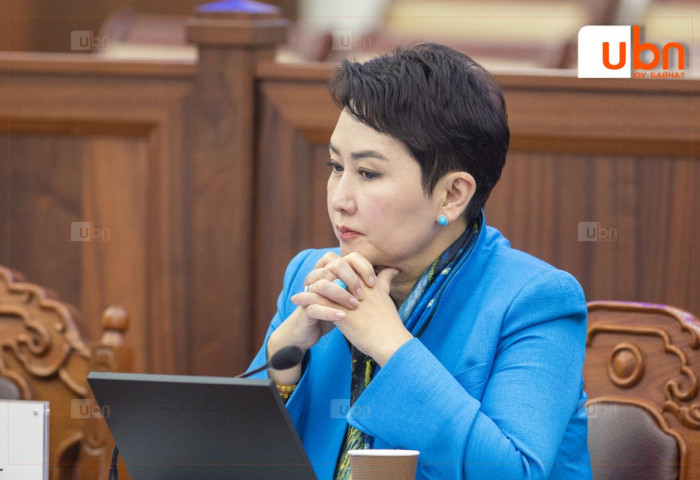 Ж.Дугардорж: 22 тэрбум төгрөгийн тендерийг ГХ-ны сайд Б.Батцэцэг хамаарал бүхий хүнээрээ дамжуулан авсан