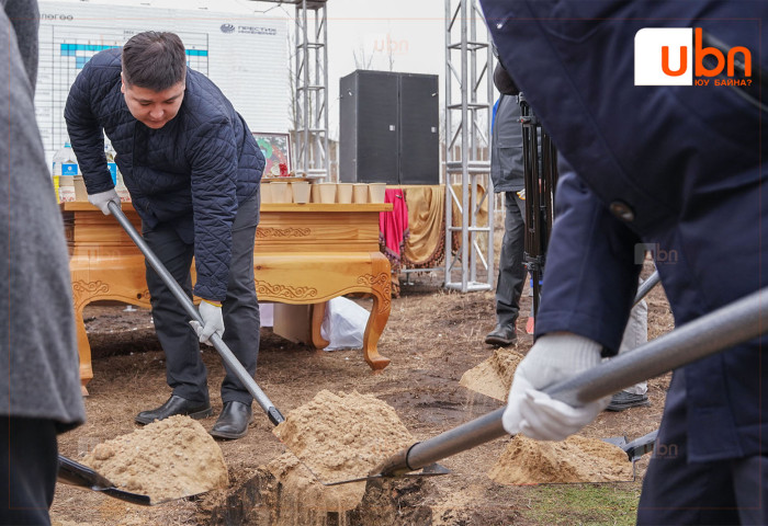 Бумбатын булгийн ус хуримтлуулах хөв цөөрөм байгуулах ажлын шав тавих ёслол боллоо