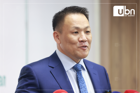 Н.Номтойбаяр: АН-ынхан битгий Ардын намын дарга нарын өрөөгөөр зуу горьдоод яваад бай