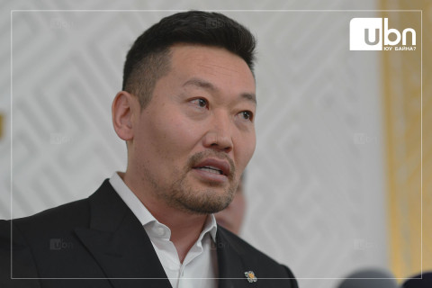 Х.Ганхуяг: Ерөнхий сайд ажлаа өгсөн тохиолдолд Шадар сайд хамт ажлаа өгөх ёстой