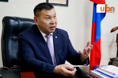 Ж.Батжаргал: Хоорондоо толхилцоод төрийн ажлыг удаашруулж болохгүй учраас “Бүлгийн шийдвэрийг 100 хувь дэмжих“ санаачилгыг гаргасан