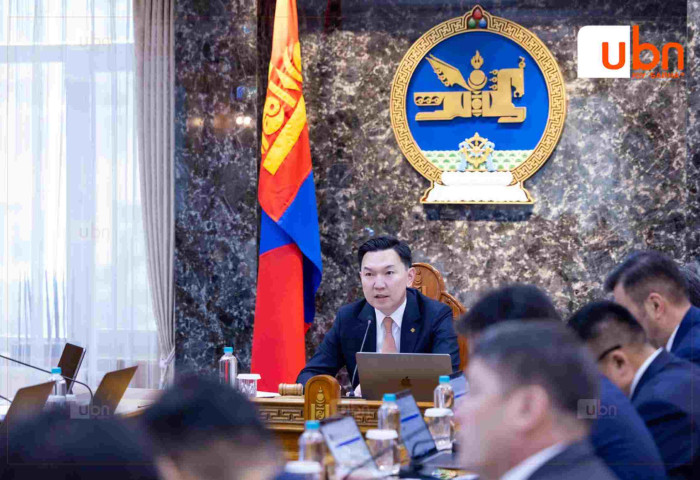 ЗГ: Төрийн байгууллагад байгаа 3000 сул орон тоонд хүн нөхөж томилохгүй, царцааж байна