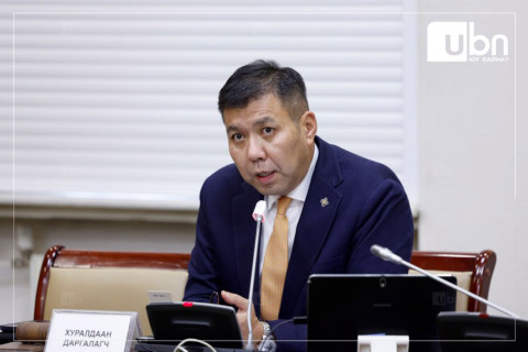 “Л.Оюун-Эрдэнэ, А.Амундра нарын ярьж байгаа зүйлд ямар ч логик алга“