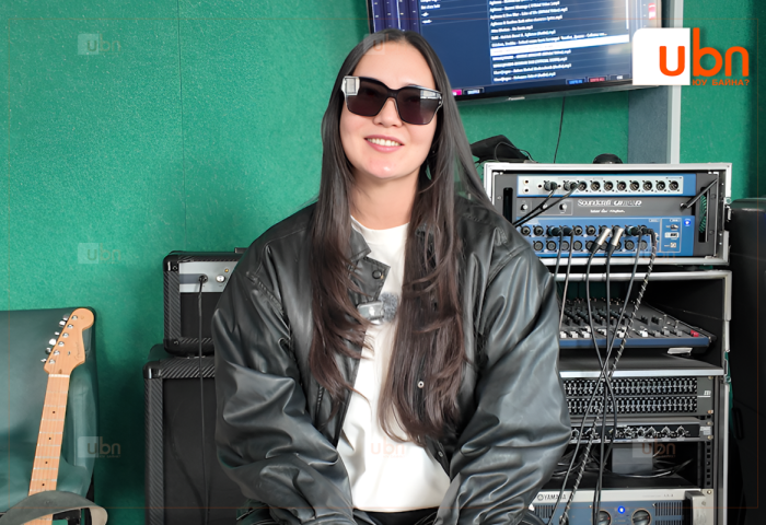 Э.Агиймаа: Удахгүй “Алдарт эх“-ийн одонгоо авна. Хүн ер нь ээж болохоор амьдралыг бодитоор харж, амьдралд илүү хайртай болдог юм байна