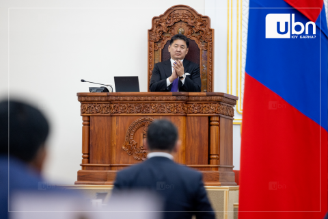 Ерөнхийлөгчөөс өргөн мэдүүлсэн “УИХ-ын гишүүнийг эгүүлэн татах“ хуулийг УИХ-аар хэлэлцэхийг дэмжлээ