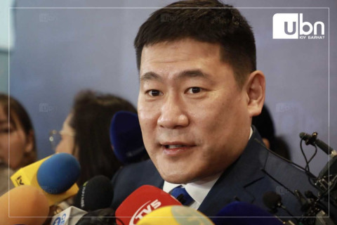 Л.Оюун-Эрдэнэ: П.Хишигбаяр гэх хүн “Гэрэгэ тауэр”-ын 14 давхрын эзэн мөн юм бол мөнгөө төлөөд буцаагаад авч болно. Гэхдээ шүүх дээр явж байгаа хэргээ наймаалцаж болохгүй