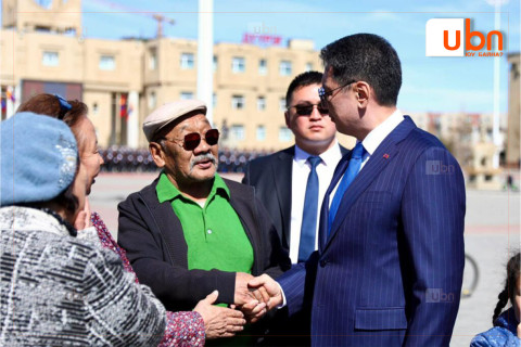 Багануур дүүрэг аж үйлдвэржсэн, Улаанбаатарын төвлөрлийг сааруулсан хот болно