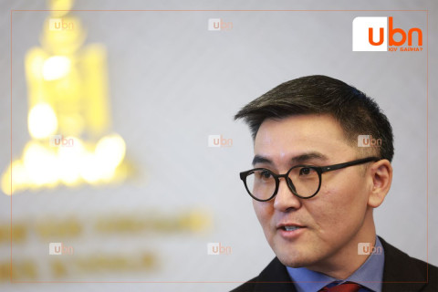 Ч.Лодойсамбуу: Ерөнхийлөгчийг дагасан бүх хүн Ерөнхийлөгч болж хувирсан байна